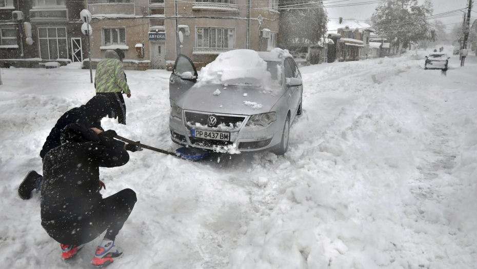 SNEŽNA MEĆAVA ODNELA PRVE ŽRTVE Troje mrtvih u Bugarskoj i Moldaviji