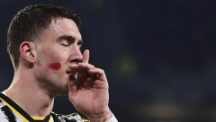 BRUTALNA PORUKA Vlahović dao gol, pa stavio prst na usta: Evo kome je Srbin poručio da ćuti