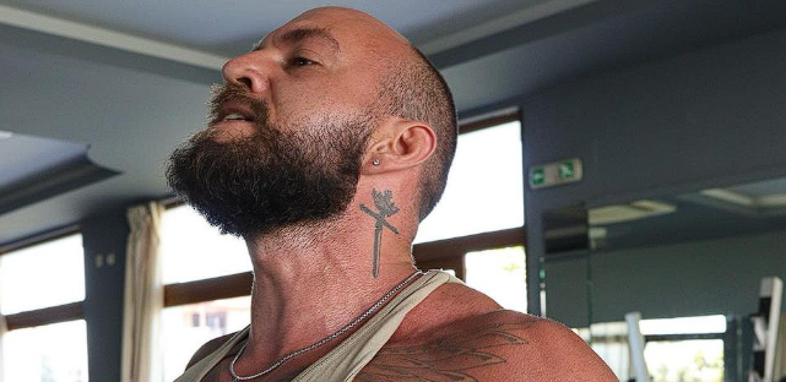 TRENER TEODORE DŽEHVEROVIĆ PREVARIO DEVOJKU ZA NOVAC?! Sve objavljeno javno, oglasio se i on i priznao sve!