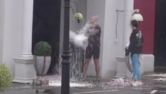 BUKILIĆ POCEPAO POLA BELE KUĆE Iskidao sve što mu se našlo na putu, haos trese Šimanovce