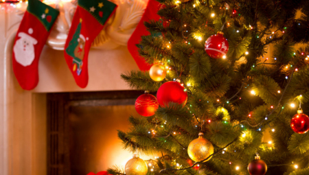 VATROGASCI UPOZORAVAJU Novogodišnja dekoracija može da dovede do tragedije