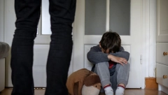 MIRKO, HRANITELJ IZ ŠIDA 6 GODINA SILOVAO ŠTIĆENICU Bolesno, rekao joj da će tako postati tata i ćerka