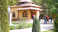 ČUDESAN MANASTIR U SRBIJI U njemu se čuva čestica sa krsta na kome je bio razapet Isus