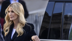 SRPKINJE ĆE IH OBOŽAVATI Sandale Ivanke Tramp morate da imate u svom garderoberu ovog proleća