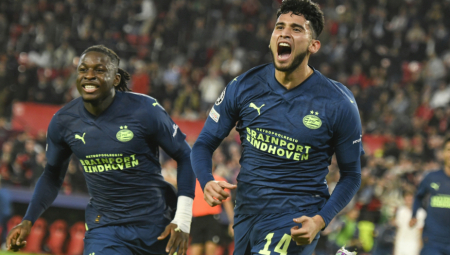 AJNDHOVEN GORI Pet godina posta je gotovo - PSV je ponovo šampion Holandije