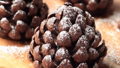 SAVRŠENA PRAZNIČNA DEKORACIJA Oduševite goste ovim slatkim šišarkicama, prave se brzo i lako uz minimalne troškove!