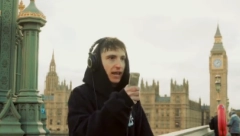 BOGDAN IMA DVOJNIKA Reper glumi Bogdanovića i deli autograme, počeo je lažno da se predstavlja