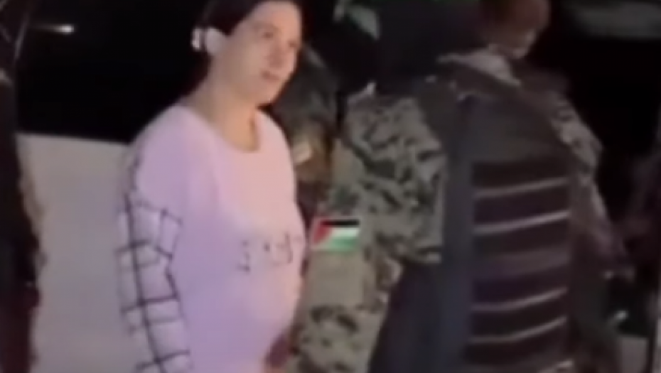 TERORISTI UPUTILA "POGLED KOJI UBIJA" Svi pričaju o Izraelki koju je oslobodio Hamas (FOTO/VIDEO)