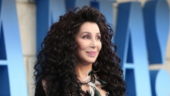 LEGENDARNA ŠER TEŠKO PODNOSI STARENJE Pitanje novinara je žestoko razbesnelo, pa otkrila da specijalnu godišnjicu neće slaviti