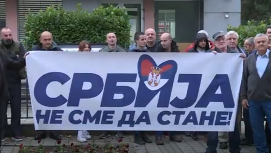 BANJALUKA SVIM SRCEM UZ VUČIĆA "Srbiju vratio iz mrtvih, prethodna vlast je svela na nulu" (VIDEO)