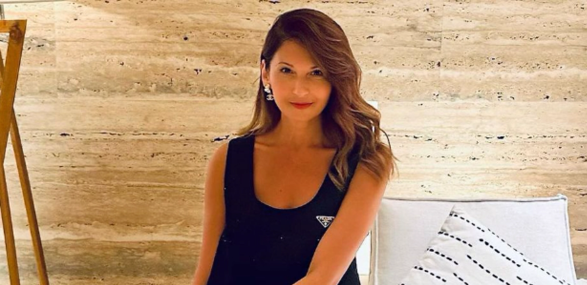 NAŠU VODITELJKU U OVOM IZDANJU NIKAD NISTE VIDELI Goli bokovi, stajling izazvao opšti haos u studiju!