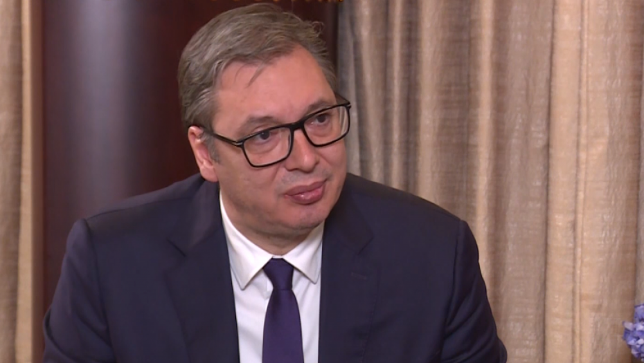 TAČNO U 9 ČASOVA Predsednik Vučić o svim aktuelnim temama na TV Pink (FOTO)