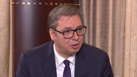 "PODILAZI IH SUJETA KADA VIDE KOLIKO NOVCA JE POTREBNO DA ULOŽE NE BI LI VAS OBORILI" Predsednik Vučić o izborima
