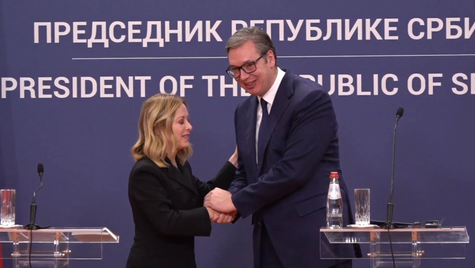 "OVO JE GORUĆI PROBLEM U ITALIJI" Melonijeva o nelegalnim tokovima migranata: Rim i Beograd imaju ista viđenja po tom pitanju