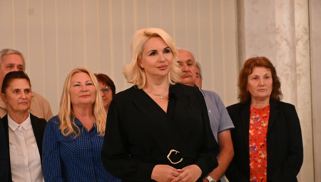 "SVAKODNEVNO BRINEMO O SVIM GRAĐANIMA" Darija Kisić: Srbija ide odlučnim korakom napred