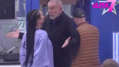 MAJA SKOČILA NA LEPOG MIĆU Marinkovićeva se cimeru unela u facu, nastao opšti haos u Beloj kući