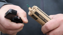 STOP PETARDAMA  Zbog pucnjave se deca samopovređuju!