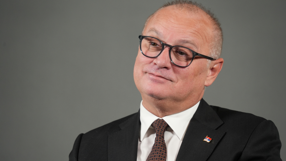 BEZ TUTORA SA STRANE Vesić: Srbija će odluke donositi samostalno