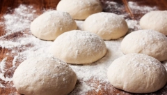 TESTO TREBA ČUVATI OVAKO Proveren metod mu pomaže da naraste i sačuva elastičnost - mali trik velikih majstora!