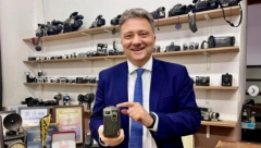 "OVA KAMERA JE STARIJA ČAK I OD MENE" Ministar Jovanović bio u poseti televiziji, saznao na čemu se tamo radi