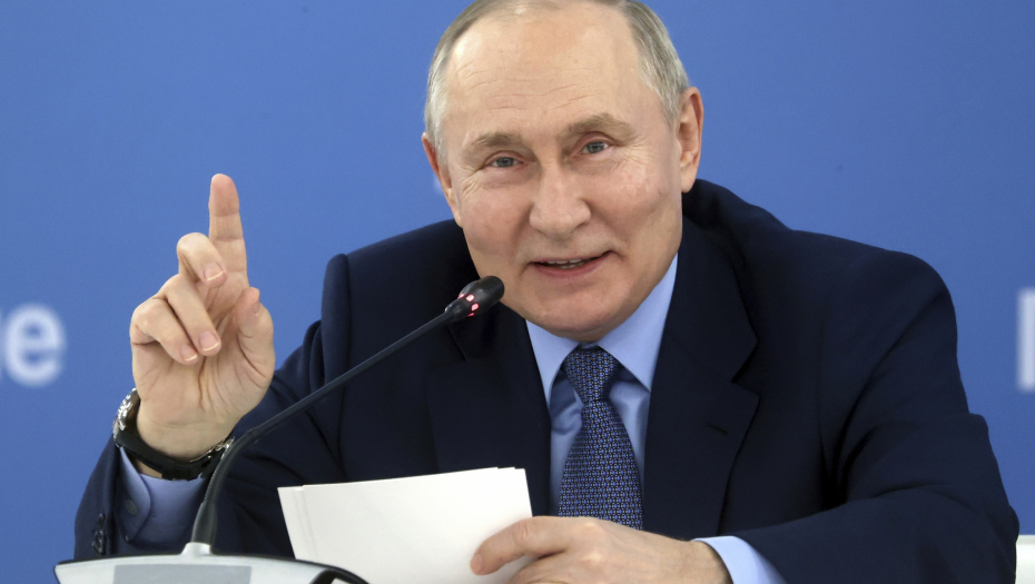 "SANKCIJE ZAPADA NISU USPELE DA OSLABE EKONOMIJU RUSIJE" Putin poručio da je ruski BDP veći za 3,5 odsto