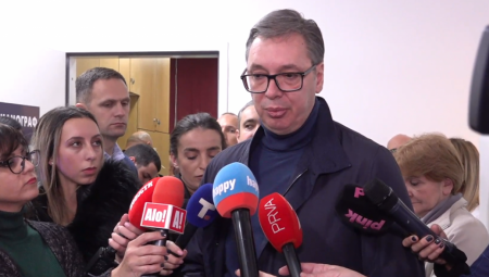 VUČIĆ KAKO KAŽE, TAKO I BUDE Predsednik najavio nova ulaganja u zdravstvo, pa poručio: Znam Srbiju, Srbija hoće pobedu! (VIDEO)