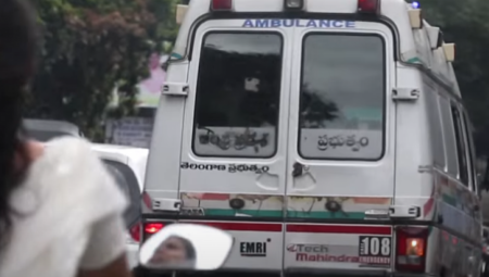 PIJANI TINEJDŽER (17) UBIO DVOJE Vozio 200 km/h, dobio kaznu da "napiše esej", javnost ogorčena (VIDEO)