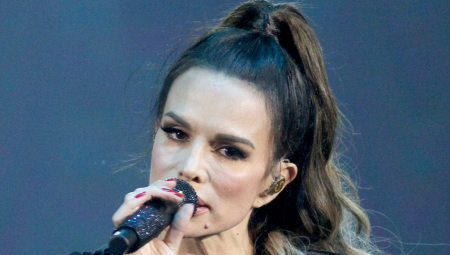 SEVERINA NE PRESTAJE SA PROVOKACIJAMA Pevala na Cetinju za Dan nezavisnosti Crne Gore: "Svi me smatraju svojom"