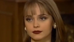 LEGENDARNA "ZLOBNICA" SVE JE ZAPREPASTILA IZGLEDOM Bila je jedna od najlepših glumica, a sad je izobličena od operacija i botoksa