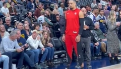 ŠTA OVO RADI? Bruks provocirao Jokićeve saigrače, Marej mu se smejao (VIDEO)