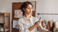 "GENERACIJA Z JE OPSEDNUTA SA NAMA" Modni okršaj milenijalaca sa mlađim generacijama pokrenuo rat na mrežama