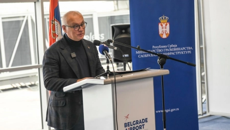 Vesić: Srbija je matična država svih Srba