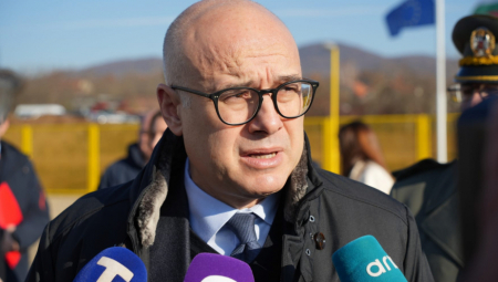 OVAJ VANDALSKI RECEPT JE OPROBAN Vučević o napadima na Skupštinu: Ove huligane ne zanima demokratija