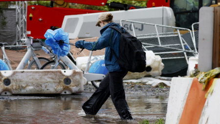 SNAŽNA OLUJA HARA AMERIKOM Izdato upozorenje na opasnost