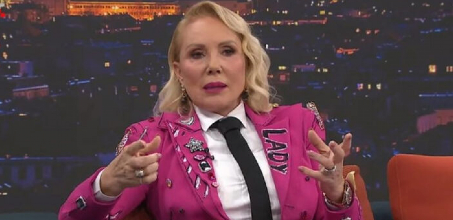 BRENA NA IVICI SUZA ZBOG SINOVA VIKTORA I STEFANA Pevačica se rastužila i objasnila da je s godinama sve više usamljena