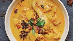 INDIJSKO JELO SA KARIJEM Pikantna harmonija začina i mesa