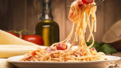 OVAKO SE RADI U RESTORANU Stavite jedan sastojak u pirinač i testeninu i neće se slepiti tokom kuvanja, nije ulje!