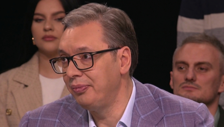 "NOVO POVEĆANJE PLATA I PENZIJA SLEDEĆE GODINE" Vučić najavio poboljšanje životnog standarda ljudi