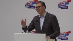 "HOĆU DA IMATE NAJBOLJE USLOVE, NEĆU DA SE SEBE STIDIM" Prepuna dvorana u Novom Pazaru skup liste "Aleksandar Vučić - Srbija ne sme da stane" (VIDEO)
