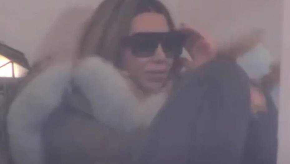 ANELI AHMIĆ UNIŠTENA OD ALKOHOLA Potpuno kolabirala, jeca i pada joj glava, uznemirujuće scene!