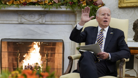 BAJDEN NA STUBU SRAMA Nakon konferencije sa Zelenskim, predsednika Amerike svi ismevaju zbog jedne stvari