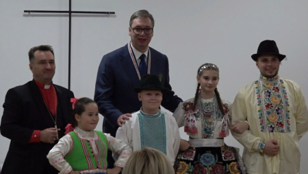 OVO JE SVEDOČANSTVO O BRATSKOJ LJUBAVI IZMEĐU NAŠIH NARODA Predsednik Vučić poslao snažnu poruku u Novom Sadu