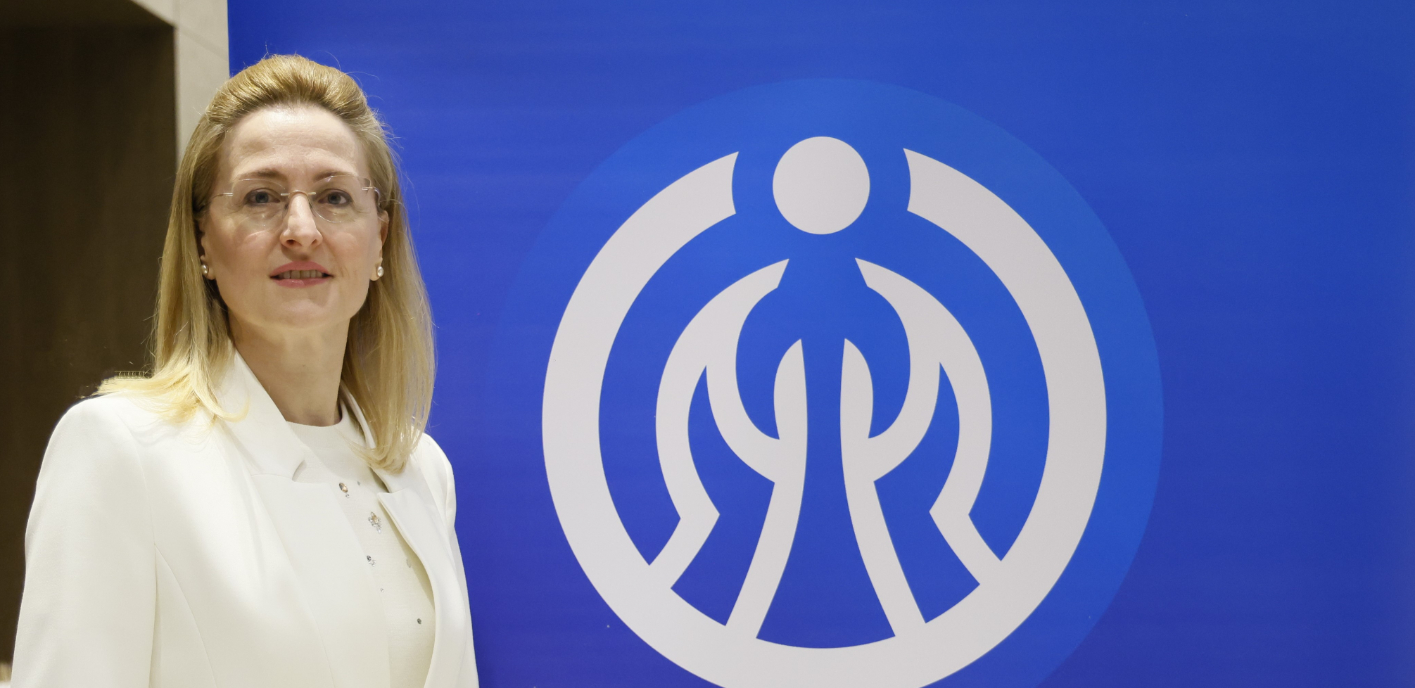 "DUNAV OSIGURANJE" - DOBROVOLJNO ZDRAVSTVENO OSIGURANJE I "CANCER PROTECTION" JE SIGURNA PREVENTIVA Brinite o sebi i svom zdravlju bez odlaganja