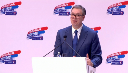 SRBIJA NEĆE ISPUNJAVATI TUĐE NALOGE Moćna poruka predsednika Vučiča iz Novog Sada