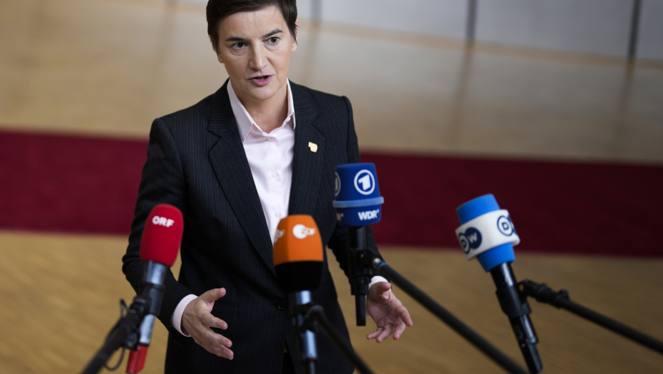 JASNA PORUKA PREMIJERKE U BRISELU "Da za deklaraciju EU, ali ne i sankcije Rusiji"