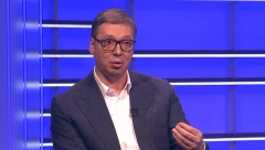 VUČIĆ O ANGAŽOVANJU U KAMPANJI Makron isto tako radi - to može u Francuskoj, ali u Srbiji ne?