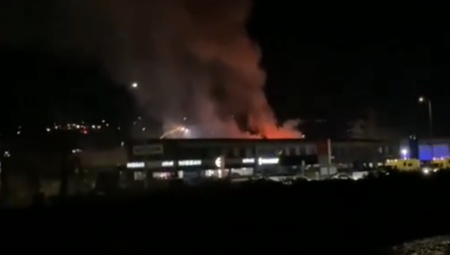 NAKON EKSPLOZIJE USLEDILA JEZIVA SCENA "Oblak dima i narandžasti sjaj" u Britaniji (VIDEO)