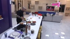 ŠA PLAČE, ŽELI DA POBEGNE IZ ELITE! Isplivao snimak tajnog razgovora sa ovim cimerom, ne može više da izdrži