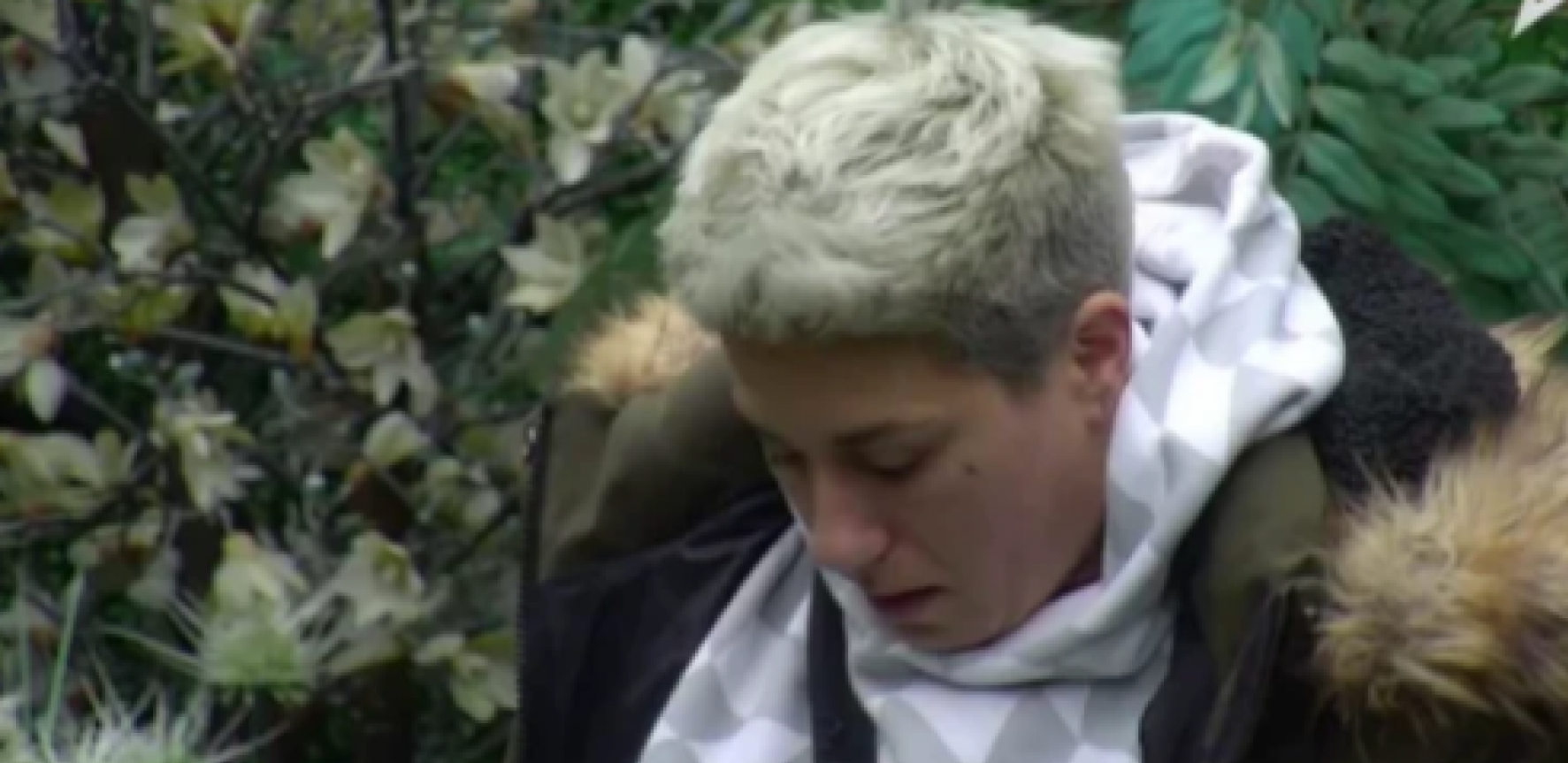 MATORA NAPUŠTA ELITU Mora hitno da se pojavi u spoljnom svetu, u sve upletena Anitina majka