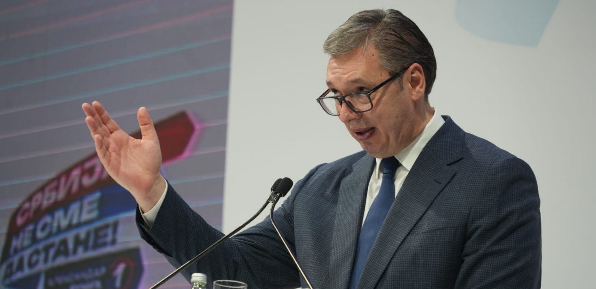 "NE DAMO IM DA VRATE SRBIJU U PROŠLOST!" Vučić: Posetio sam porodicu Filić koja ima 12 dece
